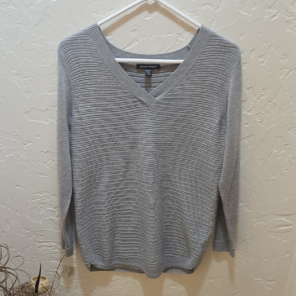 3/$10 Hilary Radley Heather Gray Knit Sweater